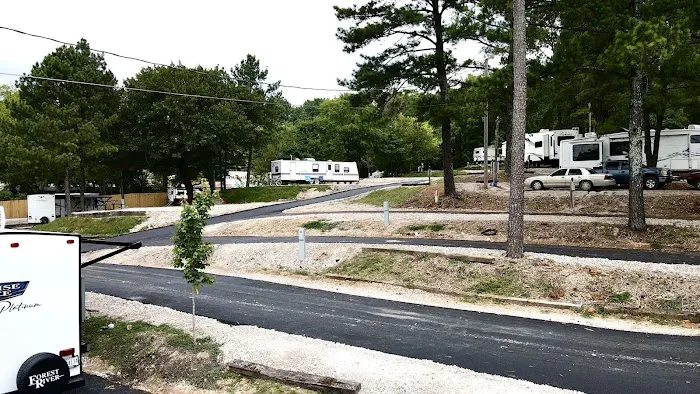 Hot Springs Campground & RV Park Picture 3