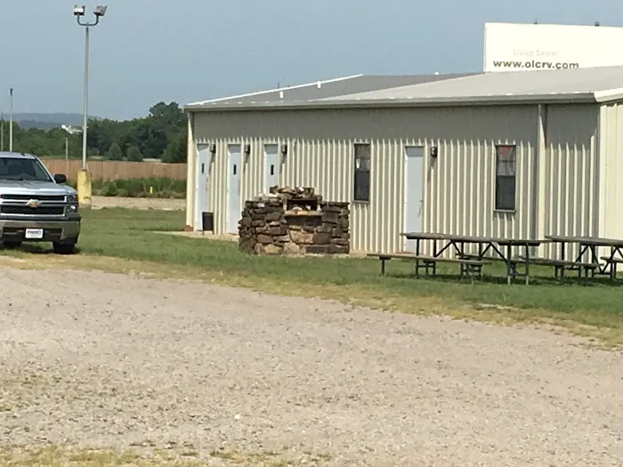 Overland RV Park Picture 6