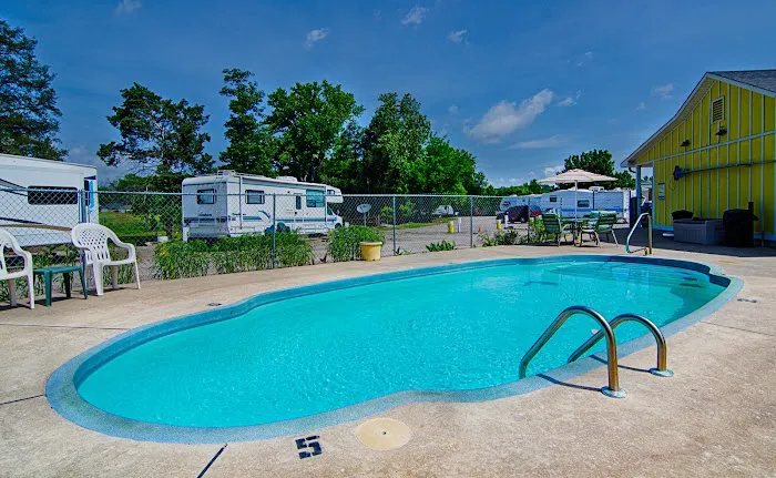 Crabtree RV Park Picture 1