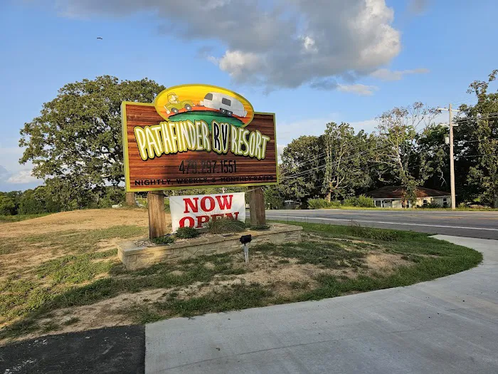 Pathfinder RV Resort Picture 2