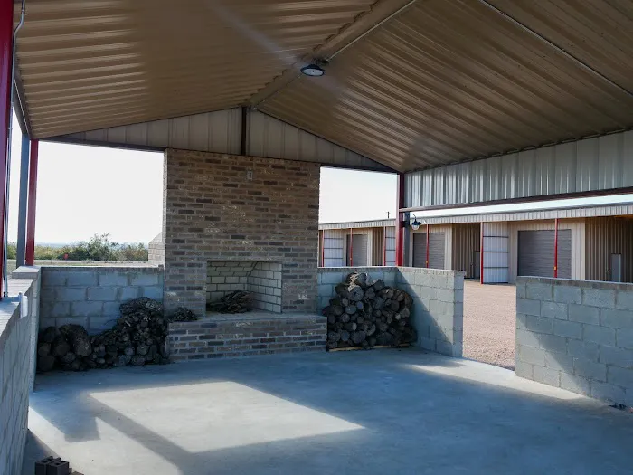 O.H. Ivie RV Park Picture 3