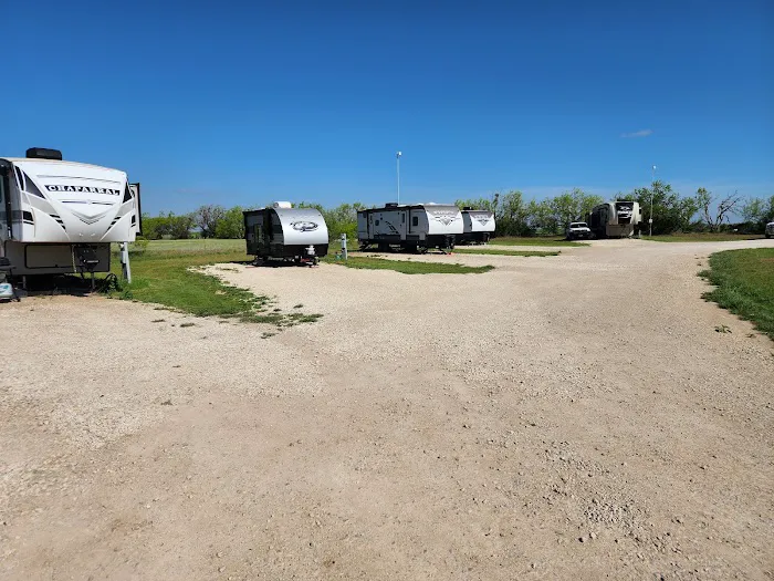 Dakota Lone Star RV Park Picture 2