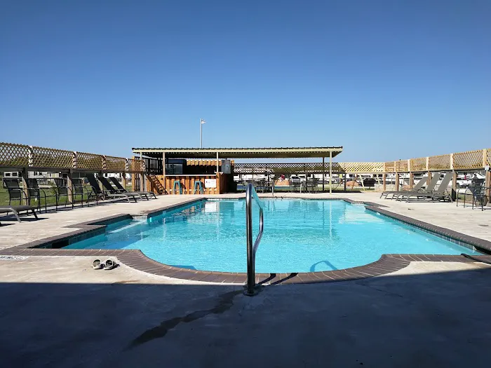 Whistle Stop RV Resort Picture 1