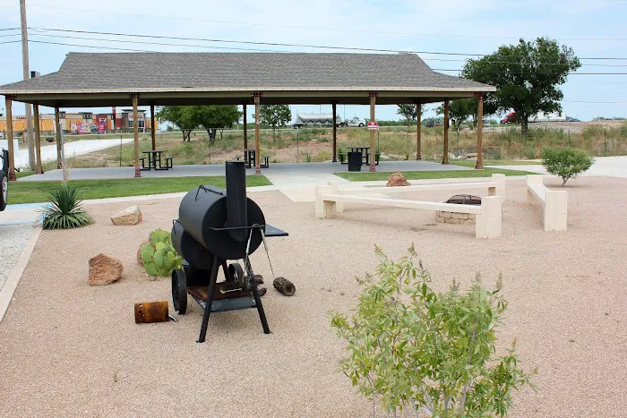 Whistle Stop RV Resort Picture 5