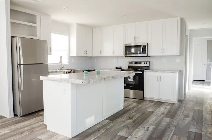 Pleasant Hills Mobile Home Community Picture 6