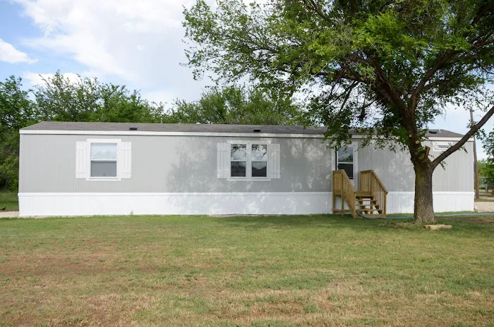 Pleasant Hills Mobile Home Community Picture 3