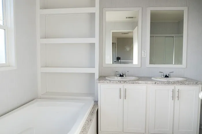 Pleasant Hills Mobile Home Community Picture 5