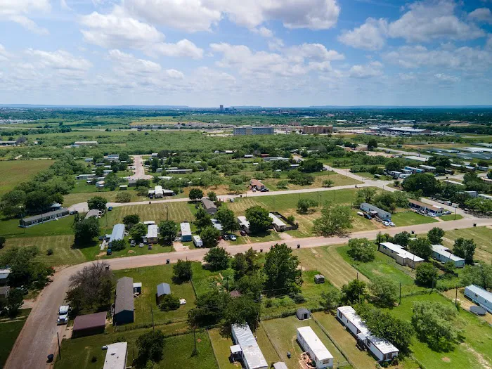 Pleasant Hills Mobile Home Community Picture 10