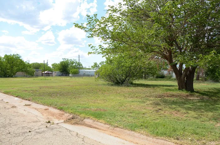 Pleasant Hills Mobile Home Community Picture 9