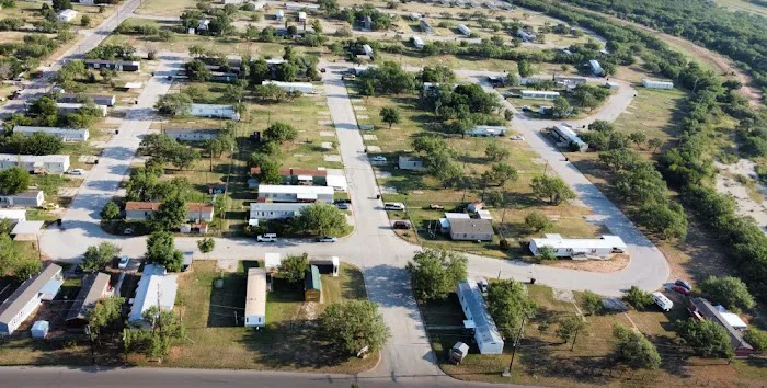 Hartford Village Manufactured Home Community Picture 1