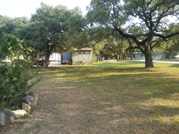 Oaks Mobile Home Park Picture 1