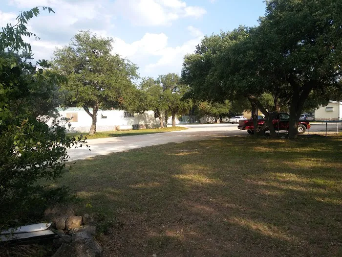 Oaks Mobile Home Park Picture 7