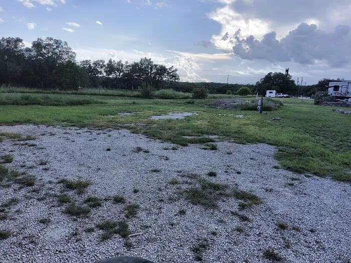 Flat Creek Outpost RV Park Picture 1