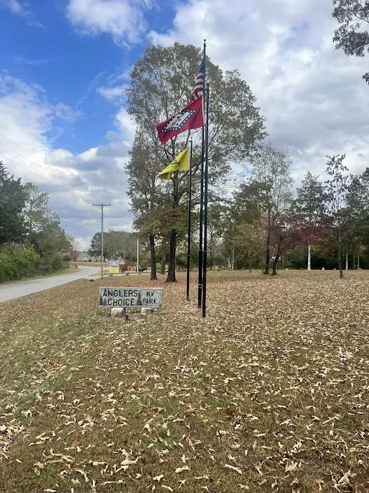 Anglers Choice Rv Park Picture 3