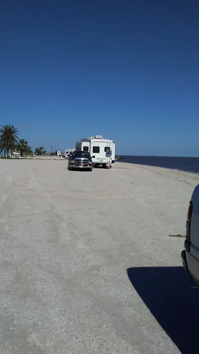 Texas Gulf RV Park Picture 8