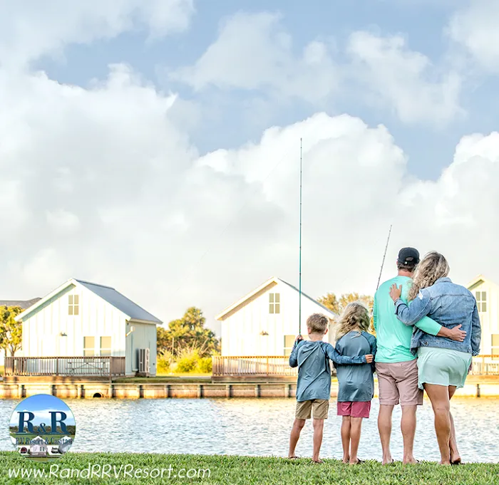 R & R RV Resort & Casitas Picture 5