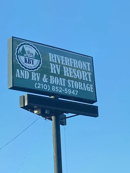 KBY Riverfront Self-Storage & RV Resort Picture 4