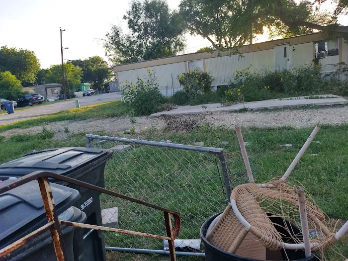 Westhill Mobile Home & RV Park Picture 5