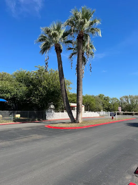 Westwood Mobile Home Estates Picture 6