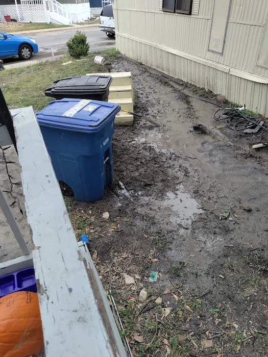 Stonegate Mobile Home Comm Picture 1