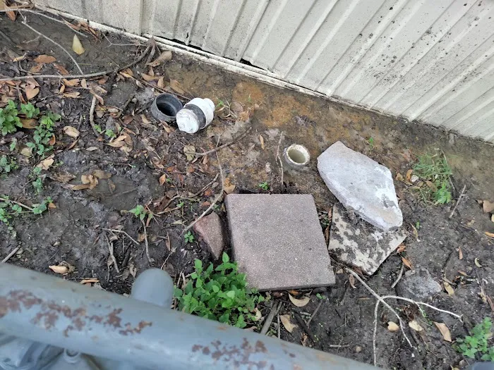 Stonegate Mobile Home Comm Picture 4