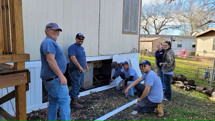 La Coste Village Manufactured Home Community Picture 2