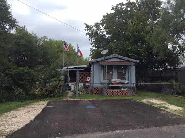 La Coste Village Manufactured Home Community Picture 9