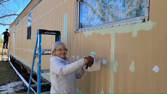 La Coste Village Manufactured Home Community Picture 7