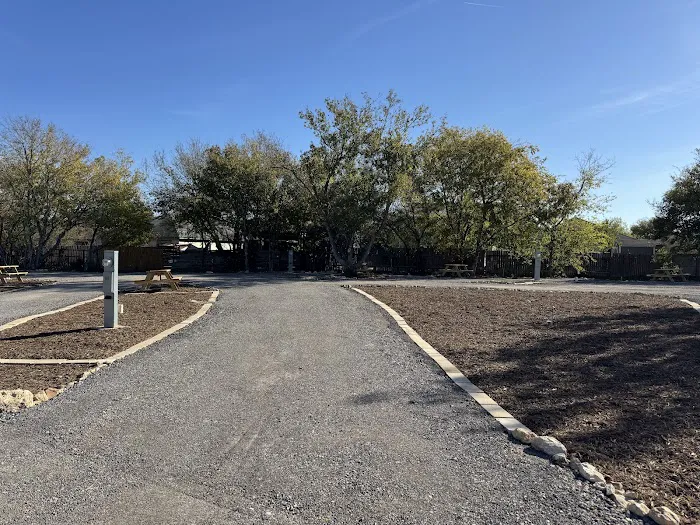 Dominion Oaks RV Park Picture 10