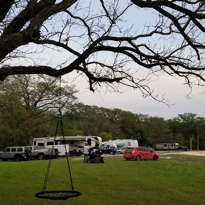 Medina River RV Park Picture 2