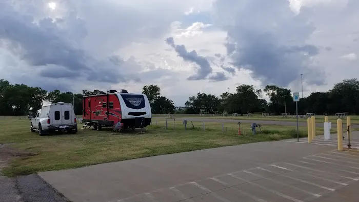Fairgrounds RV Park Picture 5