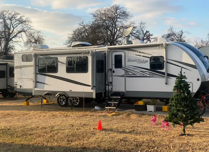 Abe's RV Park Picture 2