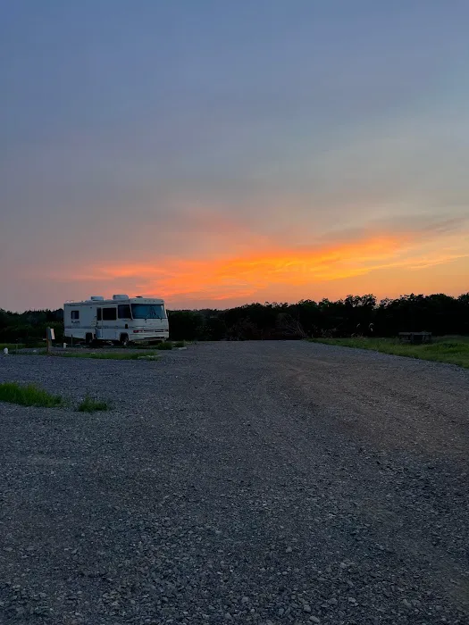 Holiday Roads RV Park Picture 1