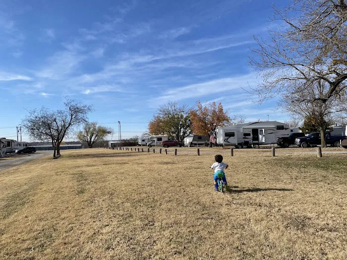 Pioneer RV Park Picture 2
