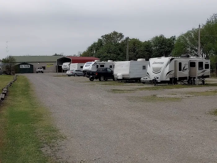 Ozark Trail RV Park Picture 8