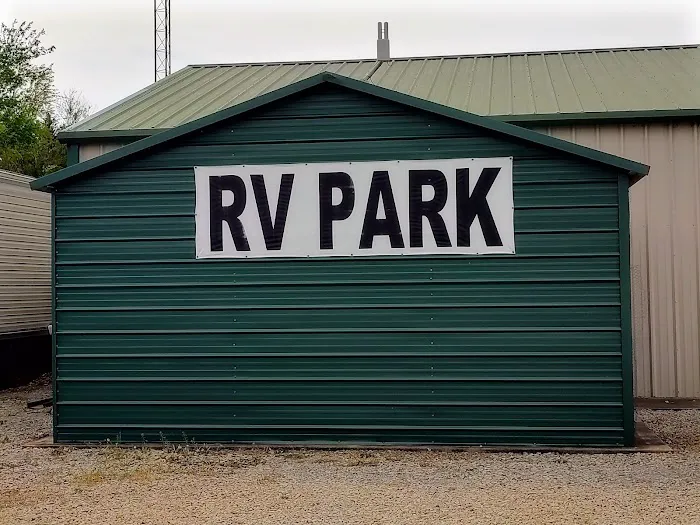 Ozark Trail RV Park Picture 5