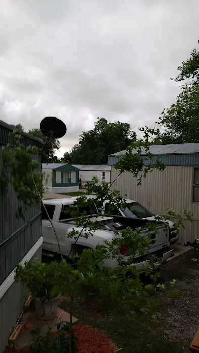 University Mobile Home Park Picture 6