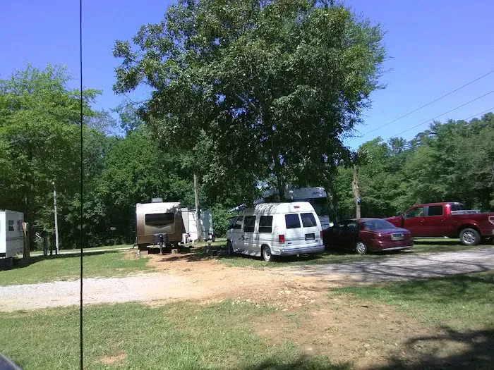 Little Quiet RV Park Picture 3