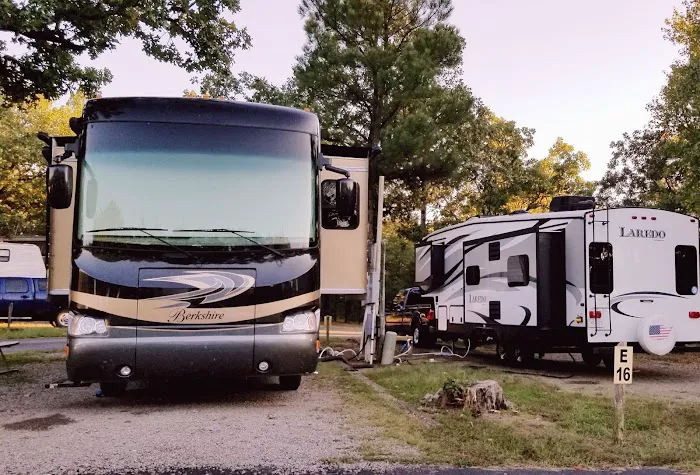 Fort Smith-Alma RV Park Picture 7