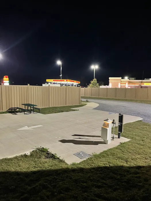 Love's RV Hookup Picture 2