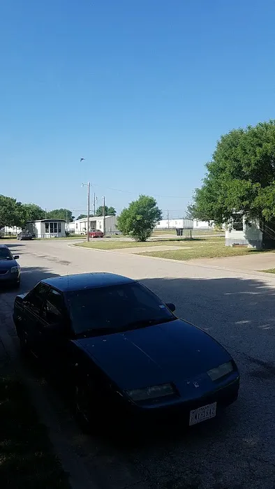 Village Mobile Home Park Picture 3