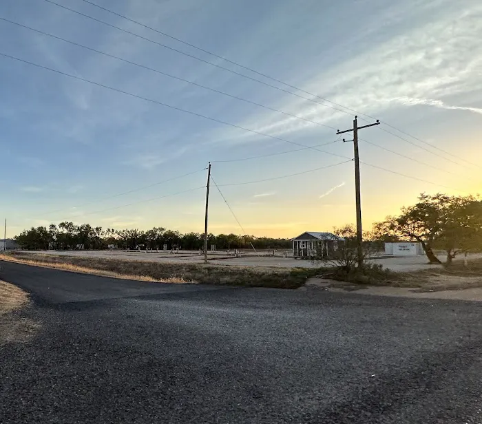 Hawleywood RV Park Picture 7