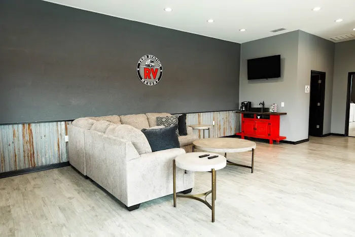 Tebo Station RV Resort Picture 9