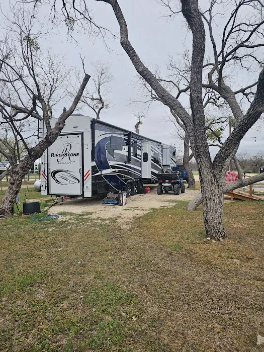 Ignorant Hill RV Ranch Picture 1