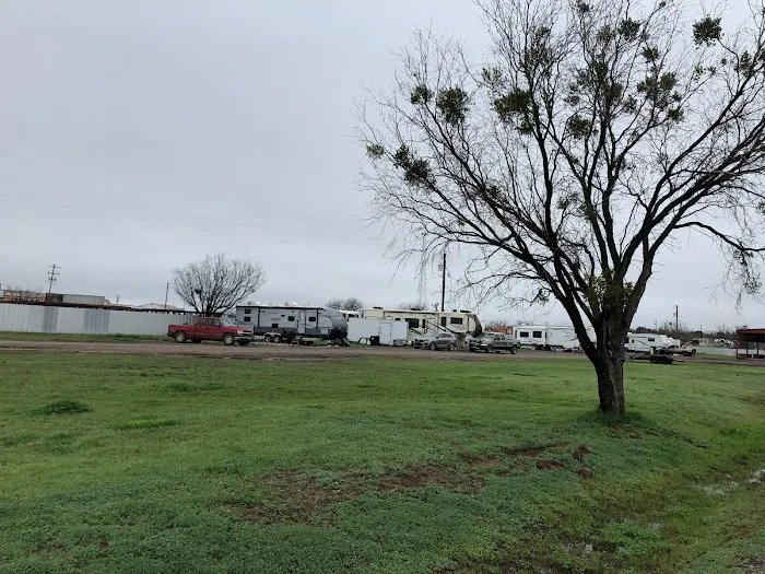 Front Porch RV Park Picture 2