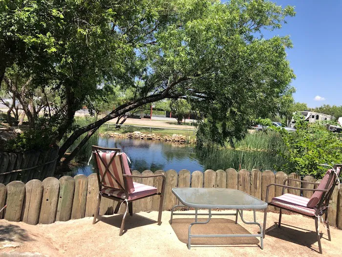 Front Porch RV Park Picture 5