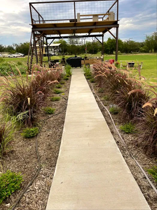 Limestone Charm RV Park Picture 2