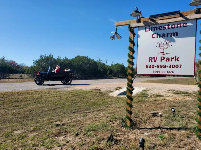 Limestone Charm RV Park Picture 10