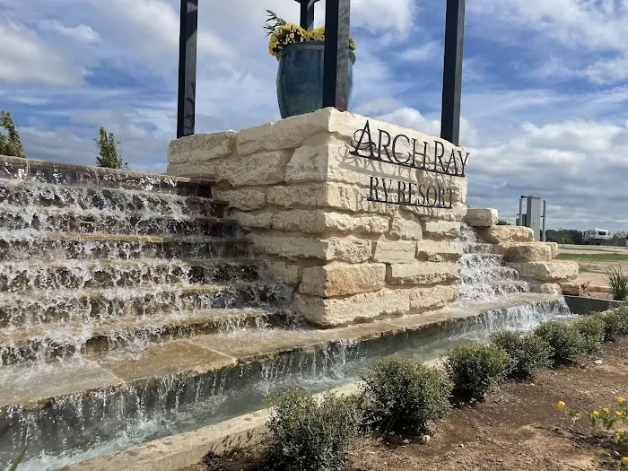 Arch Ray on The River Picture 2