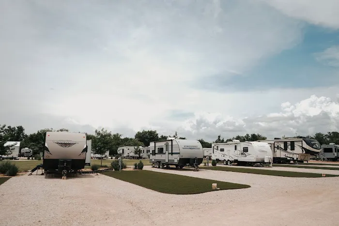 Arch Ray on The River Picture 1